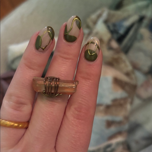 Handcrafted Wire-Wrapped Crystal Ring - Picture 3 of 3